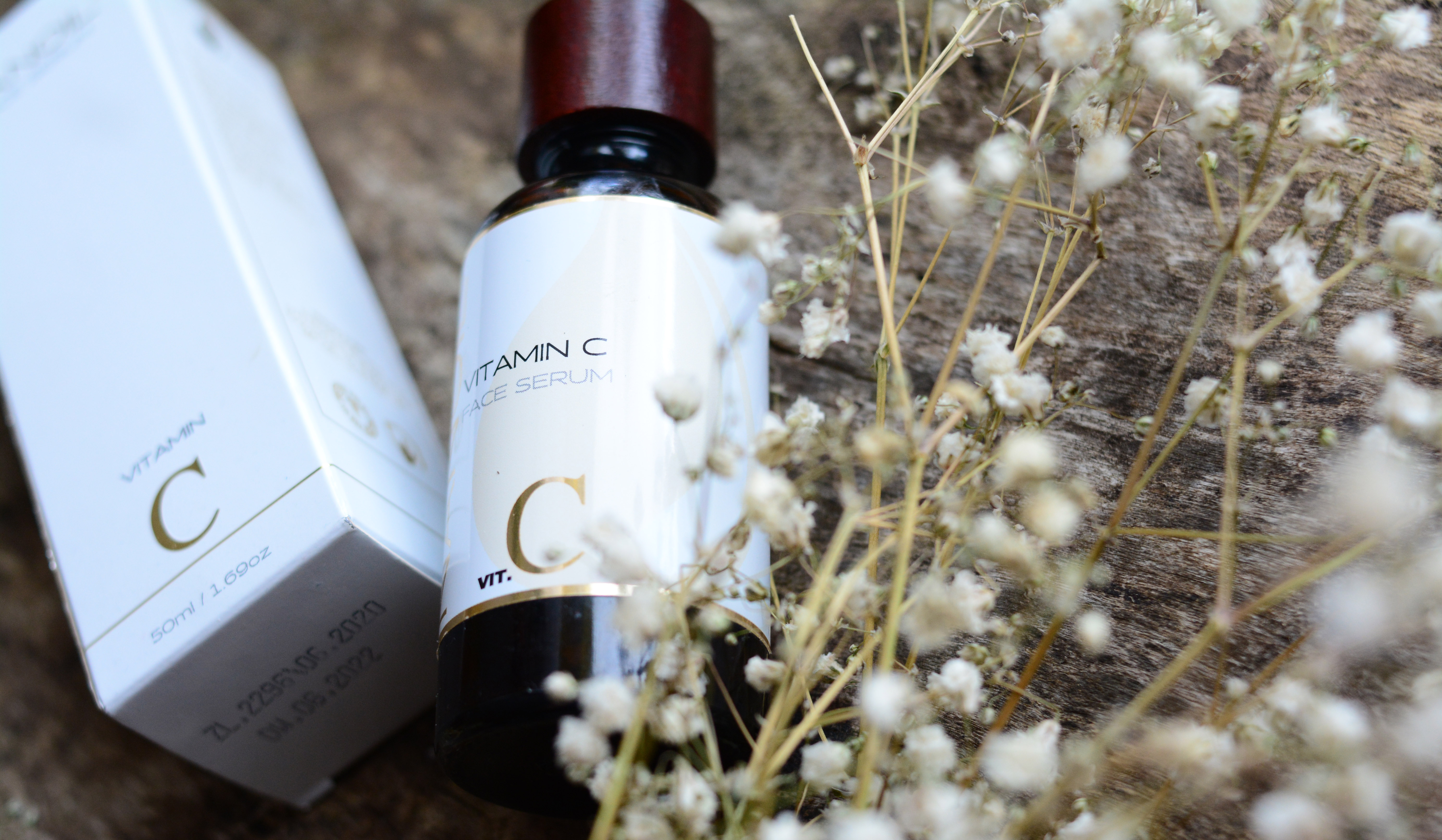 doporučované obličejové sérum s vitaminem C Nanoil